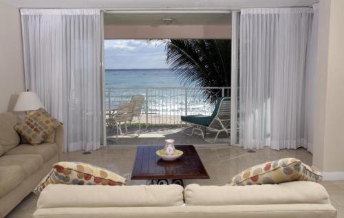 Villa Caprice Beachfront Hotel Lauderdale-by-the-Sea ห้อง รูปภาพ